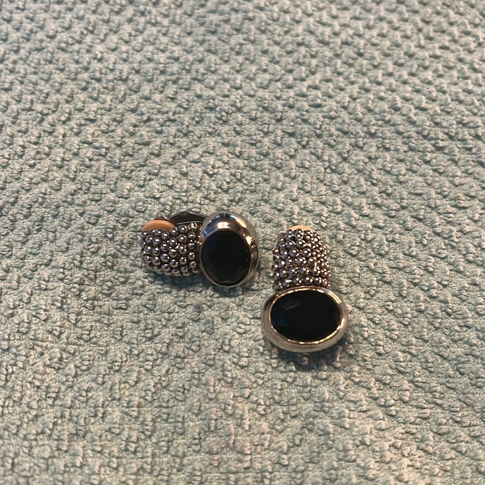 Clip Earrings -2pair - Picture 3 of 4